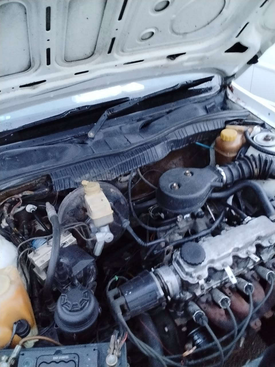 سلام عليكم للبيع او مراوس اوبل فيكترا موديل 93 مكينه 16 قايش عريض اي بياس كير عادي ورقم ديالى انكليزي وشرط التحويل السعر 30ورقه الشراي يتصل على ارقامي/***********/***********/ واتساب
