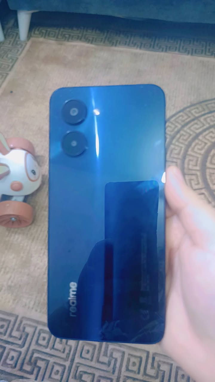 جهاز ريلمي سي 33 ذاكرة 128 شاحنته كالكسي نضافتة 80% الي يريدة يتواصل


**إذا كنت صاحب هذا الإعلان وتريد حذفه لأي سبب، رجاءا أرسل رسالة إلى الدعم الفني**