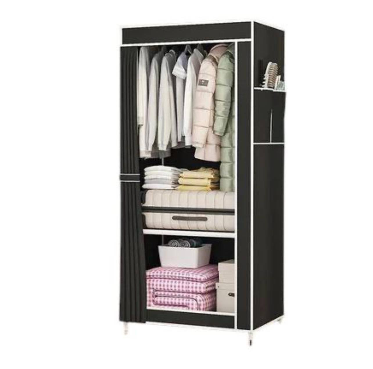 خزانة قماشية عملية بتصميم أنيق تناسب مختلف المساحات ، مصنوعة من هيكل معدني متين مغطى بقماش عالي الجودة للحفاظ على الملابس وحمايتها من الغبار. الأبعاد: الارتفاع 146 سم، العرض 56 سم، العمق 44 سم. الالوان : 1 - الاسود 2 - الاحمر 3 - عسلي تحتوي على مساحة تعليق واسعة للملابس الطويلة والمعاطف، إضافة إلى عدة رفوف لتخزين الملابس المطوية، البطانيات، أو الصناديق. مزودة بجيوب جانبية لحفظ الأدوات الصغيرة، وستارة أمامية قابلة للفتح والإغلاق بسهولة، مما يسهل الوصول للمحتويات ويحافظ على مظهر مرتب وأنيق السعر 25 مع التوصيل
***********0واتساب

