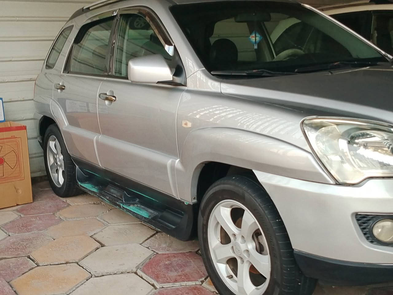 .سبورتج خليجي موديل 10 رقم بغداد مشروع وطني 
مكفول من الضرب لا تبديل سونار موجود بل منشور 
كير محرك تبريد مكينه كفاله محرك 200 تبريد مكينه 
فول مواصفات معروف مواصفات سياره. جاهزه من كل نواحي بل عافيه ياخذها سياره سعار 112بي مجال حك جيتك العمله العنوان بغداد بلديات نتصل وتدلل عله رقم 

***********
