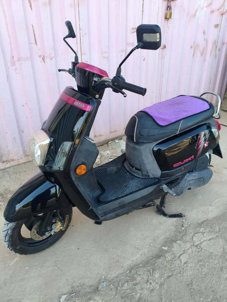 البيع السعر 1250وبيه مجال  مديل 2010نوزل  برغي مامفتوح بيه


**إذا كنت صاحب هذا الإعلان وتريد حذفه لأي سبب، رجاءا أرسل رسالة إلى الدعم الفني**