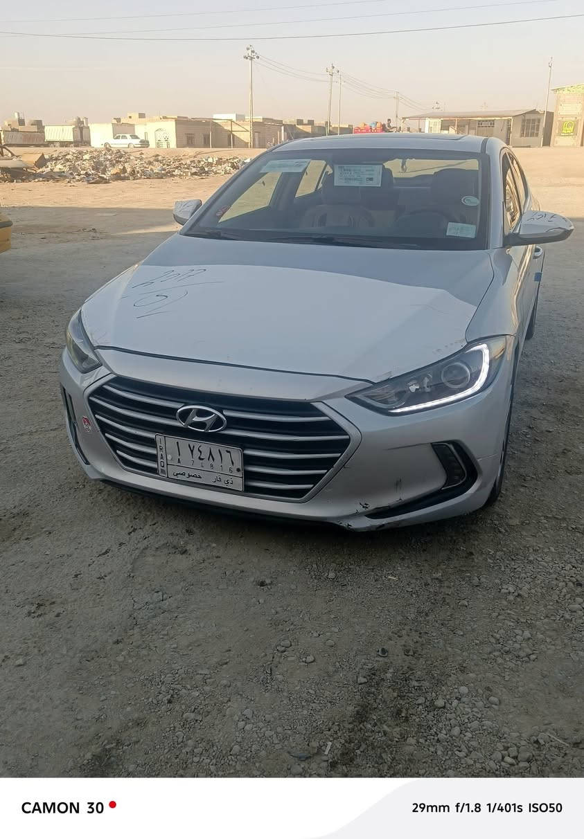 سلام عليكم 
النترا خليجية2017 قطعتين صبغ 
وبيها بارد السعر 123 
***********
