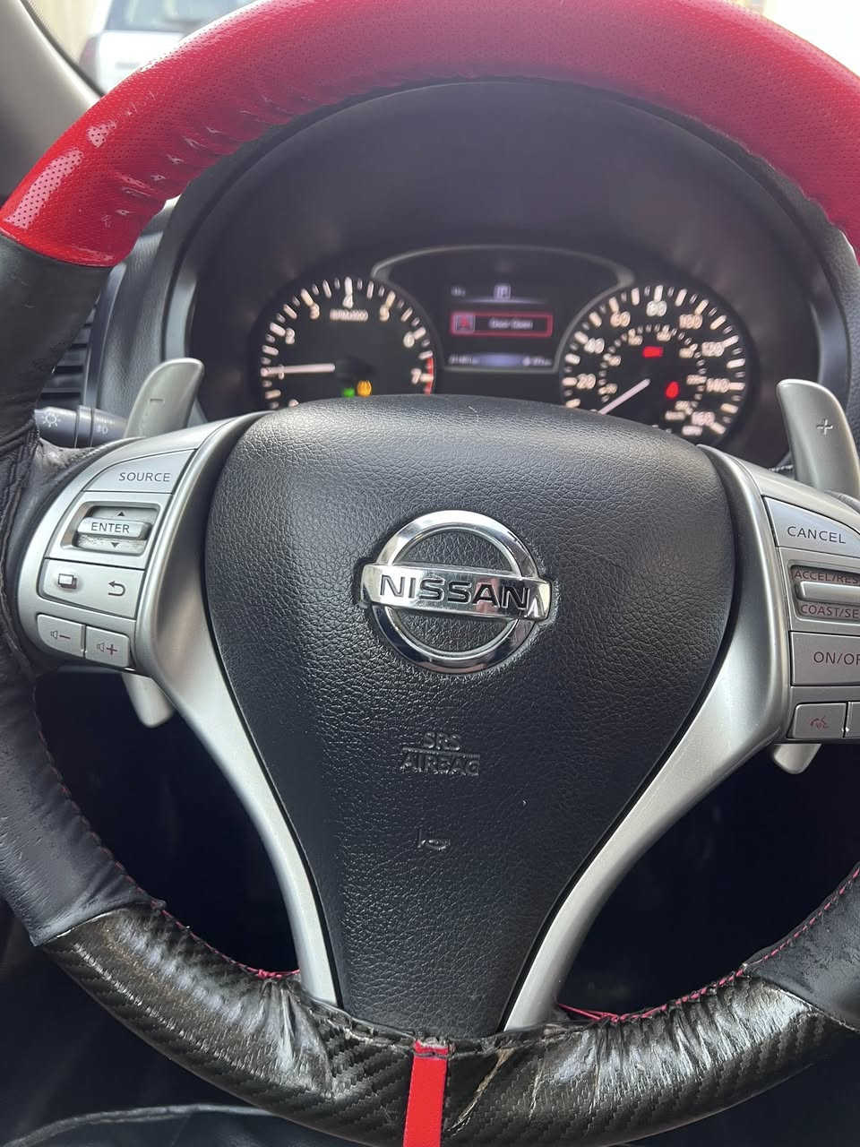 السلام عليكم.
نيسان التيما 2017
رقم أربيل الجديد
محرك 2500 قوي واقتصادي
الشرط مامفتوح
صبغ 5 قطع
ابيع حزام 
بدون دواخل ولا سقفية

الضرر جاملغ خلفي يسار فقط

📍 الموصل – حي الملايين
📞 ***********
💰 السعر: 96 ورقة
