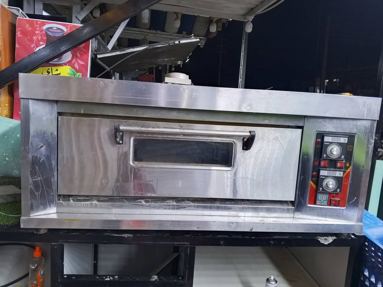 السلام عليكم فرن استعمال قيل للبيع ب 400وبي مجال ***********
