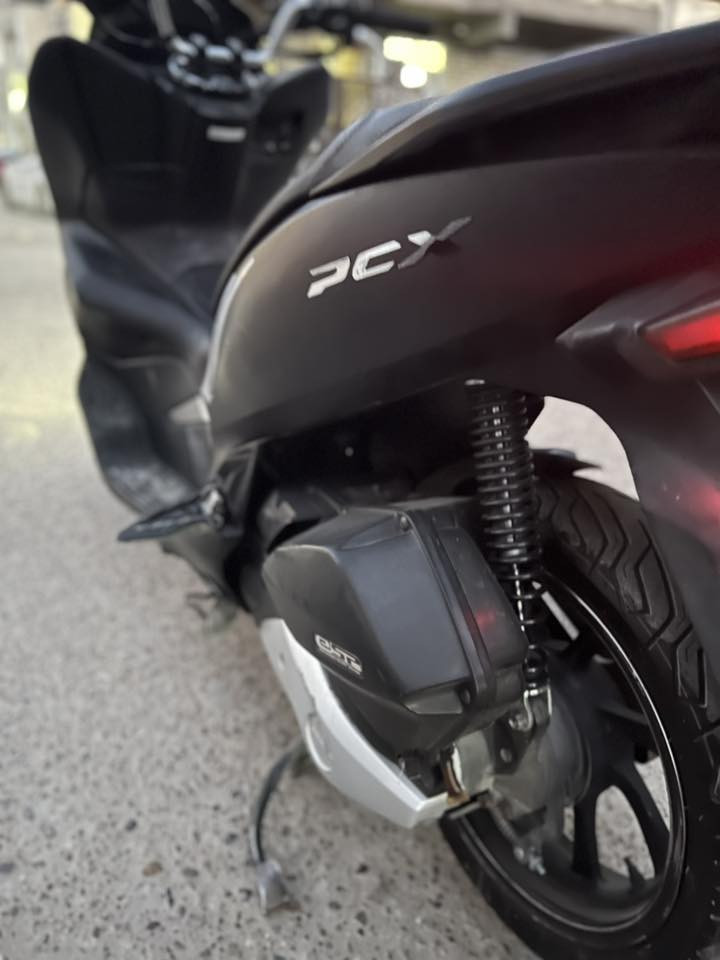 السلام عليكم
بي سي اكس جيل الثالث 2020

وارد كوري

 شلعه ومعدل شك الكاع

مكفوله كفاله عامة بعده بحالة الوكالة 

ماشيه 25 الف حقيقي 

حساس ازدحام

استان كهربائي

تدفئه يدات

المكان بغداد البلديات 

للاستفسار ***********  متواجد واتساب
