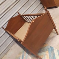 جرباية طفل • خشب وصاج