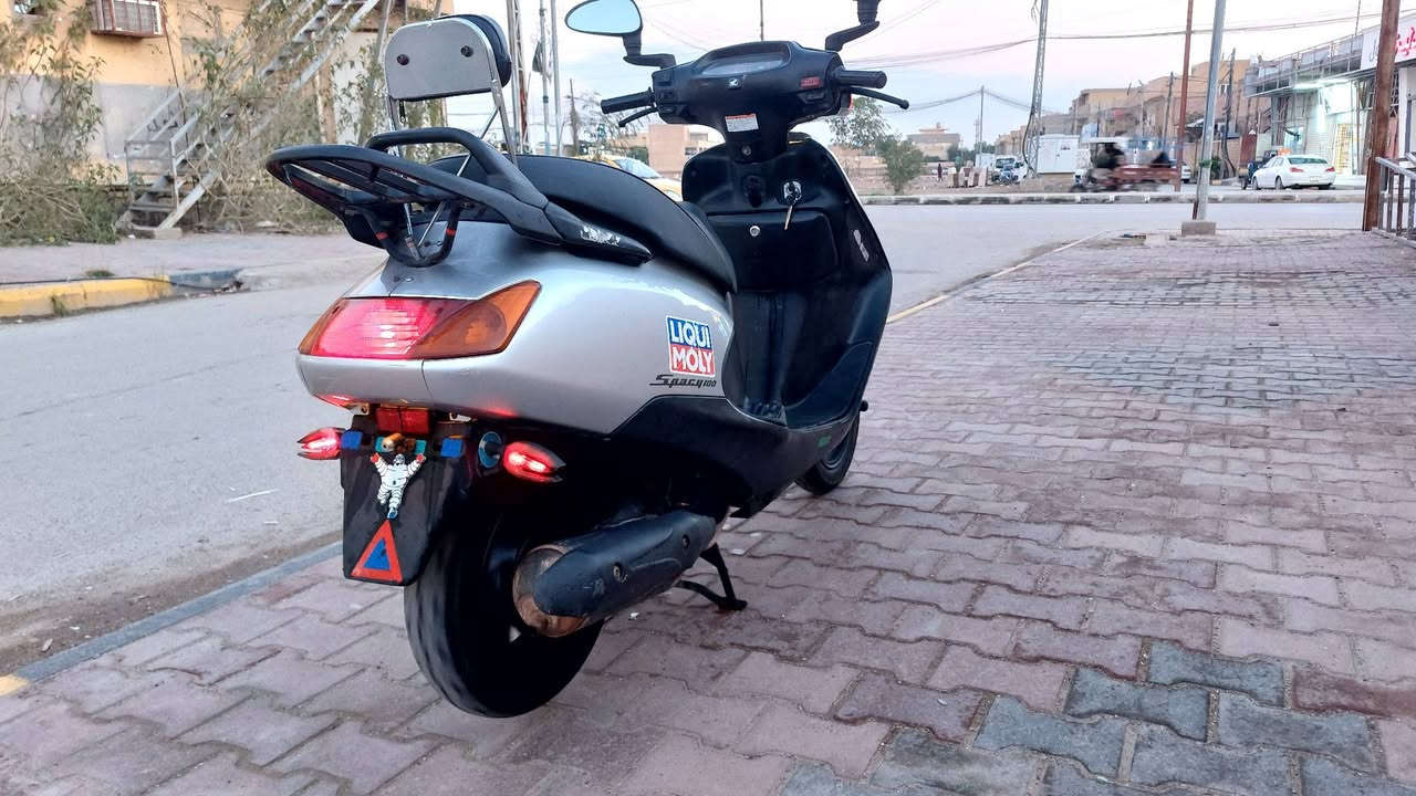 سبيسي ياباني جاهزه  كفرات اصليه ابو الختم كابريتر اصلي مكينة بس كور مفتوح بيه ناعمه شلعه معدل كهربائيات كله شغالة دراجه بلادية مكاني كوت داموك ***********
