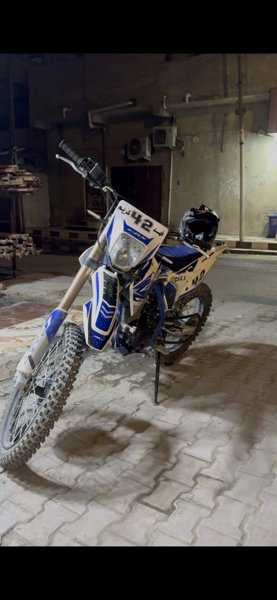 قفاز للبيع كفاله مديل 2025 اوراق مكينه 350 سعر مليون و850
*********** بصره
