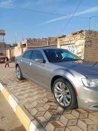 كرايسلر 300 • مكفولة • قطعتين