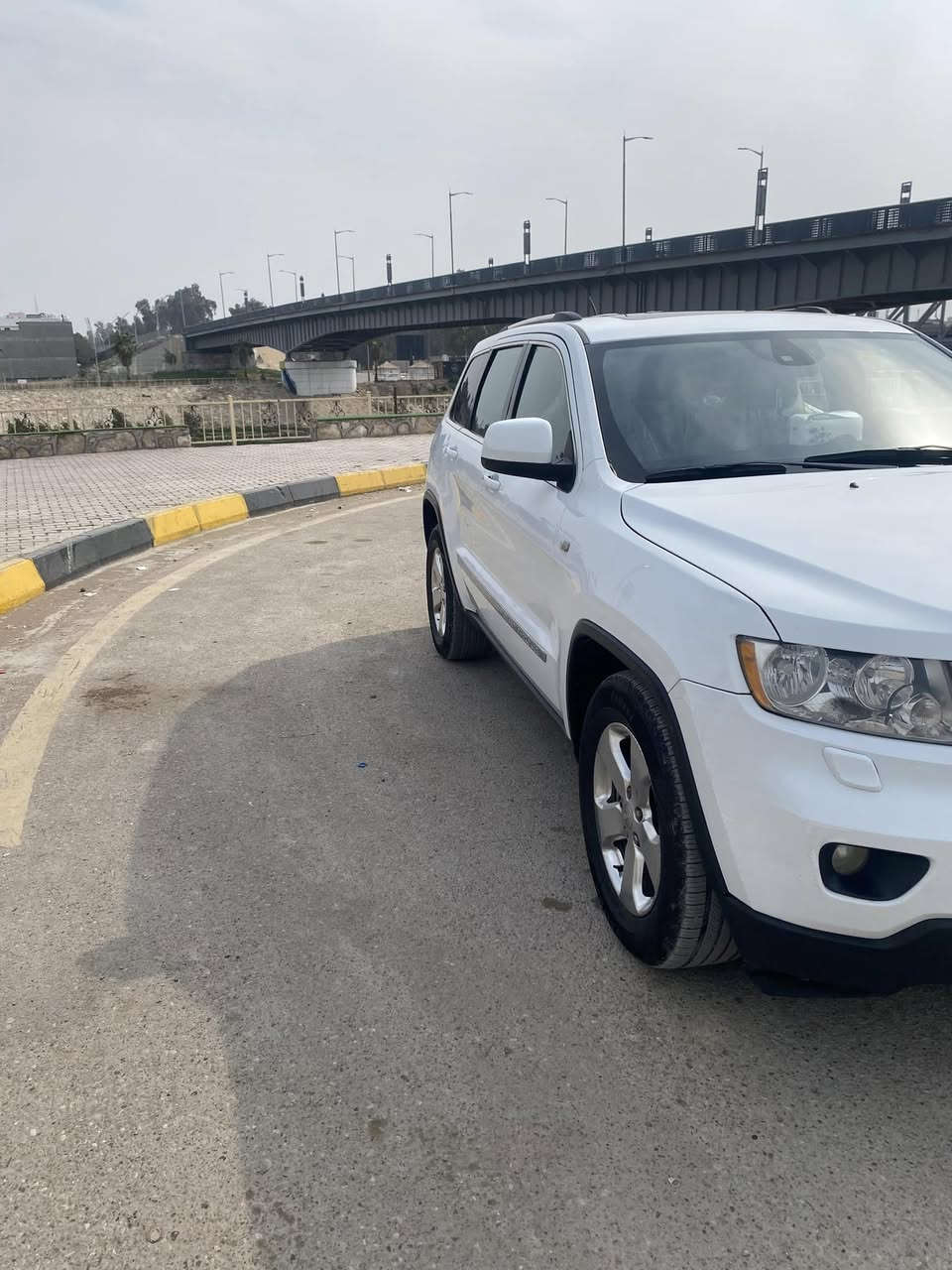 يا الله
السلام عليكم
من رخصة الادمن المحترم
جيب 2013
الون ابيض
مكفوله كفاله فقط بارد شبر
المواصفات
نظام ايكو اقتصادي بلبانزين محرك 3600
شاشة كبيرة
حساسات خلفية
بصمة أبواب وتشغيل وجنطة وتنته 
هيتر بالكشنات
كشنات جلد
محرك وكير مكفول كفاله عامه 
رقم بغداد أنكليزي تحويل ثاني يوم مشروع وطني
مكاني ديالئ بعقوبة اي استفسار علئ الرقم 
***********
السعر ١٩٥ وبية مجال
