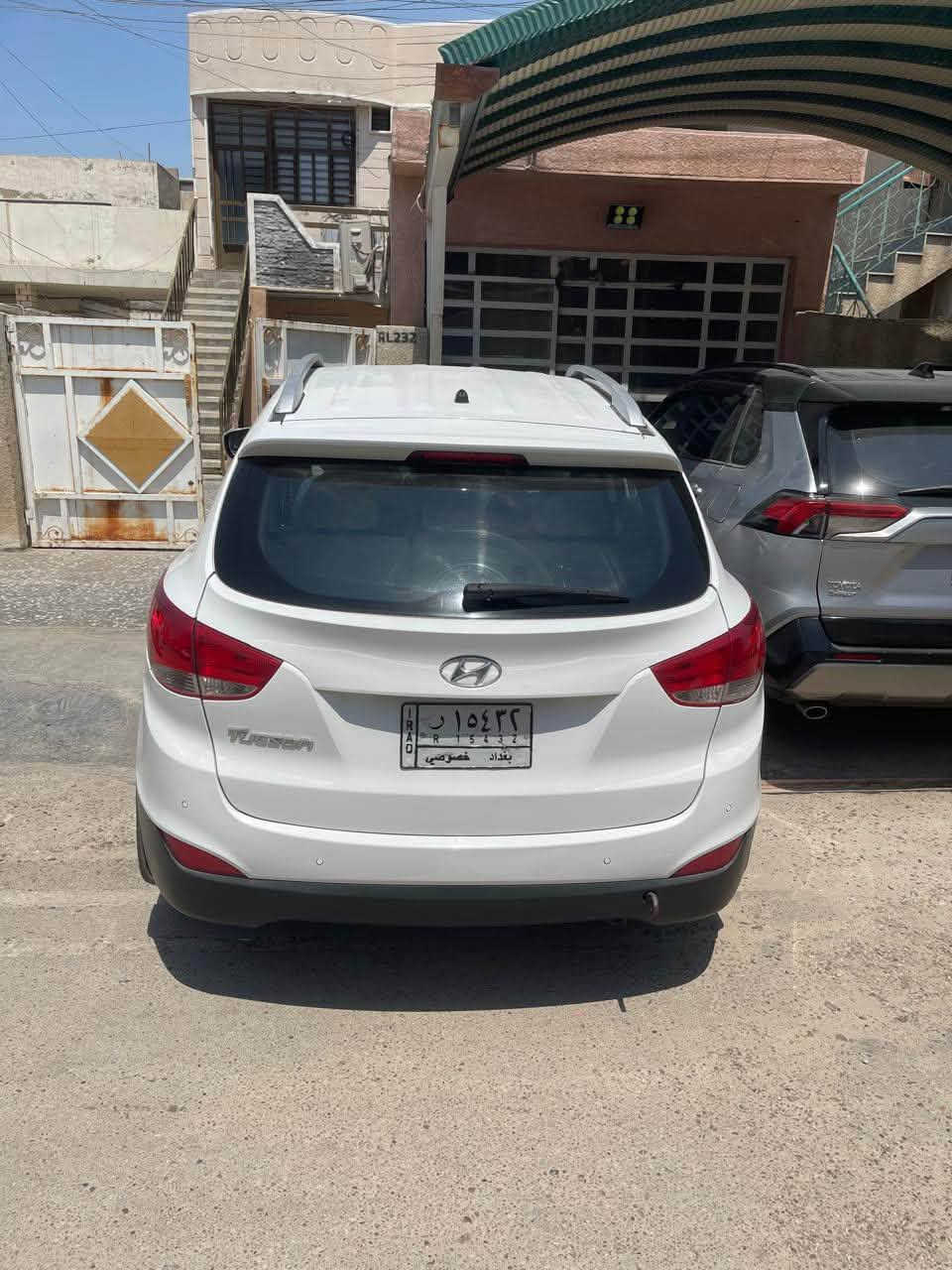 توسان بغداد موديل ٢٠١٦ خليجي الشكل المقدس ماشية ١٠٨ كيلومتر حادثها صبغ ربع البنيد حادث سطحي بدون دواخل وهلال الحاملة الخلفي كما مبين في فحص السونار بصمة وتشغيل عن بعد عمل وشاشة كبيرة تبريد خير من الله كير ومحك بحالة ممتازة  رقم الهاتف صاحب السيارة *********** بالعامرية
السعر 153 وبيه مجال بسيط
