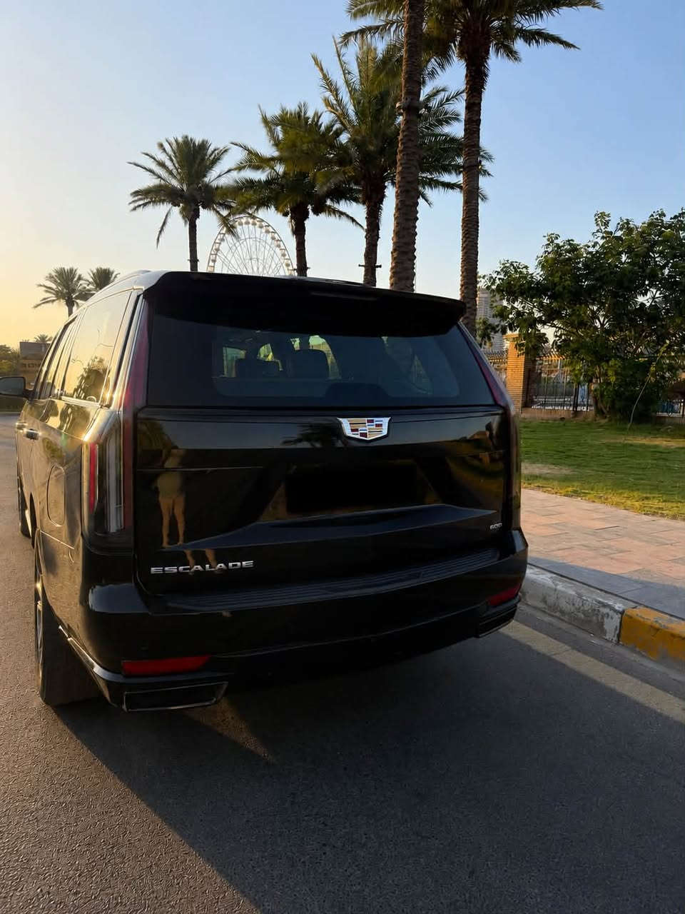 Cadillac Escalade
كديلاك اسكاليد 600
اسبريسو
خليجي

الموديل: 2023
العداد :65,000 كيلو
الون : اسود 
رقم بغداد
PPF
‏‎
بنوراما  
‏‎36 سماعة 
‏‎سقف شامو 
‏‎‏‎5 كاميرات
‏‎‏‎5 بصمات
‏‎فور ويل
تشغيل عن بعد
‏‎كشن رجاج 
‏‎دوسات كهرباء 
‏‎داتا شو  
ترحيب بشعار الكاديلاك
‏‎ داخل جوزي 
‏‎ لايت زنون عالي ناصي ٥ عدسات متحرك
‏‎‏‎4 شاشات بالدشبول والسقف والكشنات
‏‎جنطه ذكيه
‏‎رادار تحديد مسار
‏‎رادار خلفي
‏‎رادار امامي 
‏‎رادار جانبي 
‏‎كشن تدفئة وتبريد سايق وراكب
‏‎كشنات امامية تدليك
‏‎كشنات خلفية تدفئة
‏‎مري شفط 
‏‎اشارة بداخل المراية
‏‎كشنات جلد 
‏‎كشنات خلفية منفصل VIP

‏‎الكشنات كهرباء 
‏‎ذاكرة ميموري ستيرن وكشن
السعر 78,000 قابل للتفاوض

مكان السيارة بغداد المنصور
للتواصل ***********‏‎
