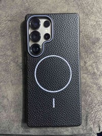 s25 Ultra رام 256 داخليه 12 داخل الضمان ملحقاته فقط كارتونه الكيبل مگط...