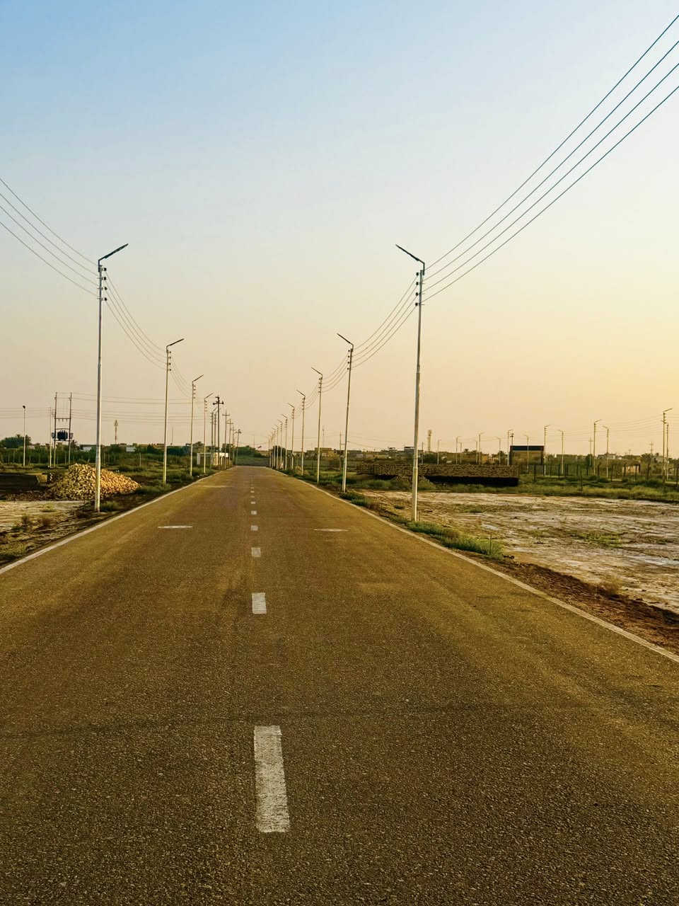 مجمع  السكني الاستثماري في مدينة الديوانية 🏕️🏤
حي الجامعه
عرض موقت🕠⏳⏳
يوجد قطع سكنية بالنقد و دفعات
يتوفر كافة الخدمات داخل المجمع⚡️🚌📚🎒🚰
المساحات من 100 متر إلى 1000متر
لسعر١٠٠ متر6/مليون  بس  
للاستفسار
***********
***********
