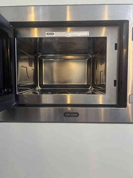 مايكرويف للبيع نظيف جدا بدون اي ضرر ***********
