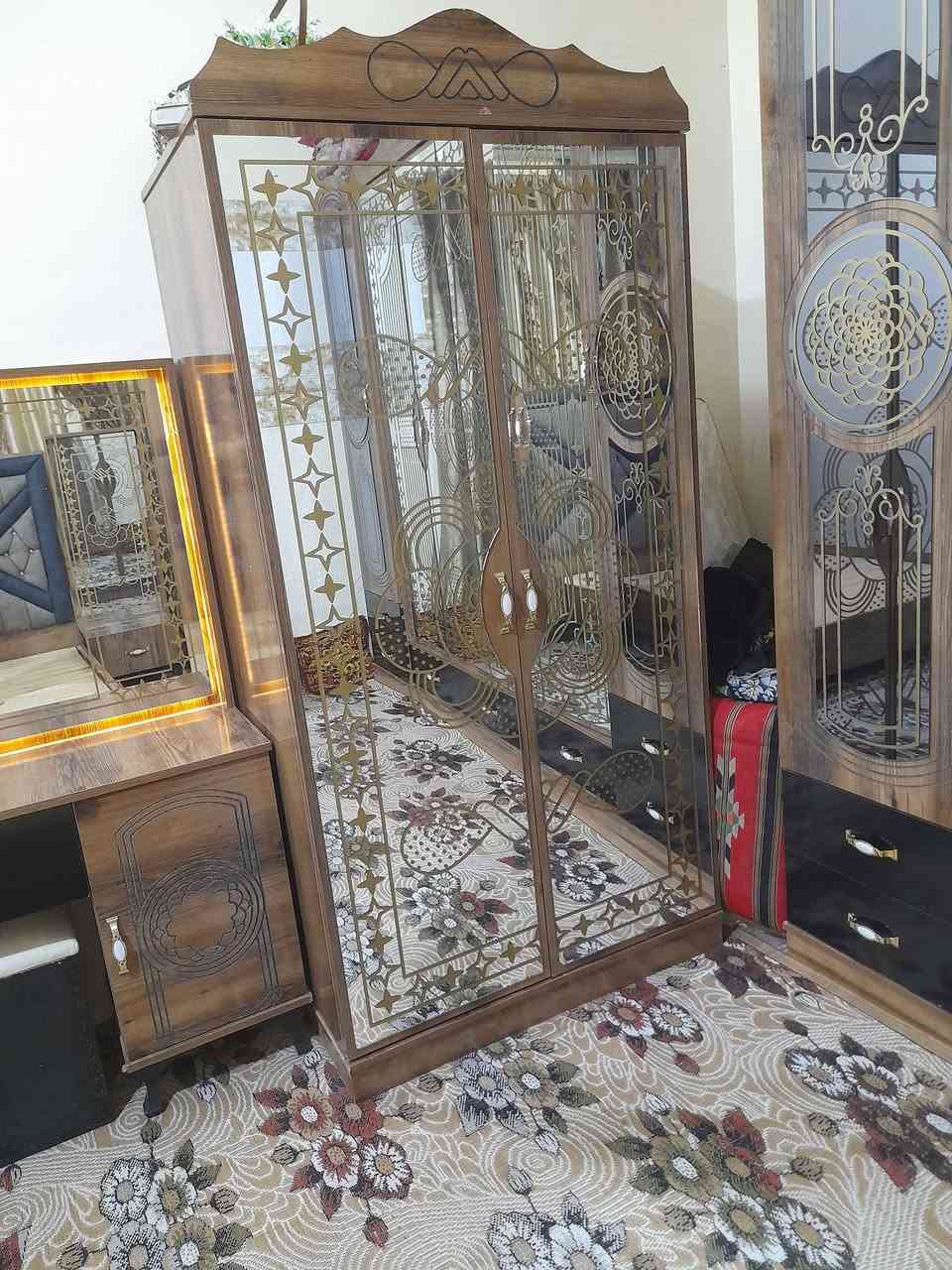 غرفة نوم تركي مستعمل 
السعر ٨٥٠ الف وبيها مجال 
عنوان البصره الزبير 
*********** الزبير, البصرة
