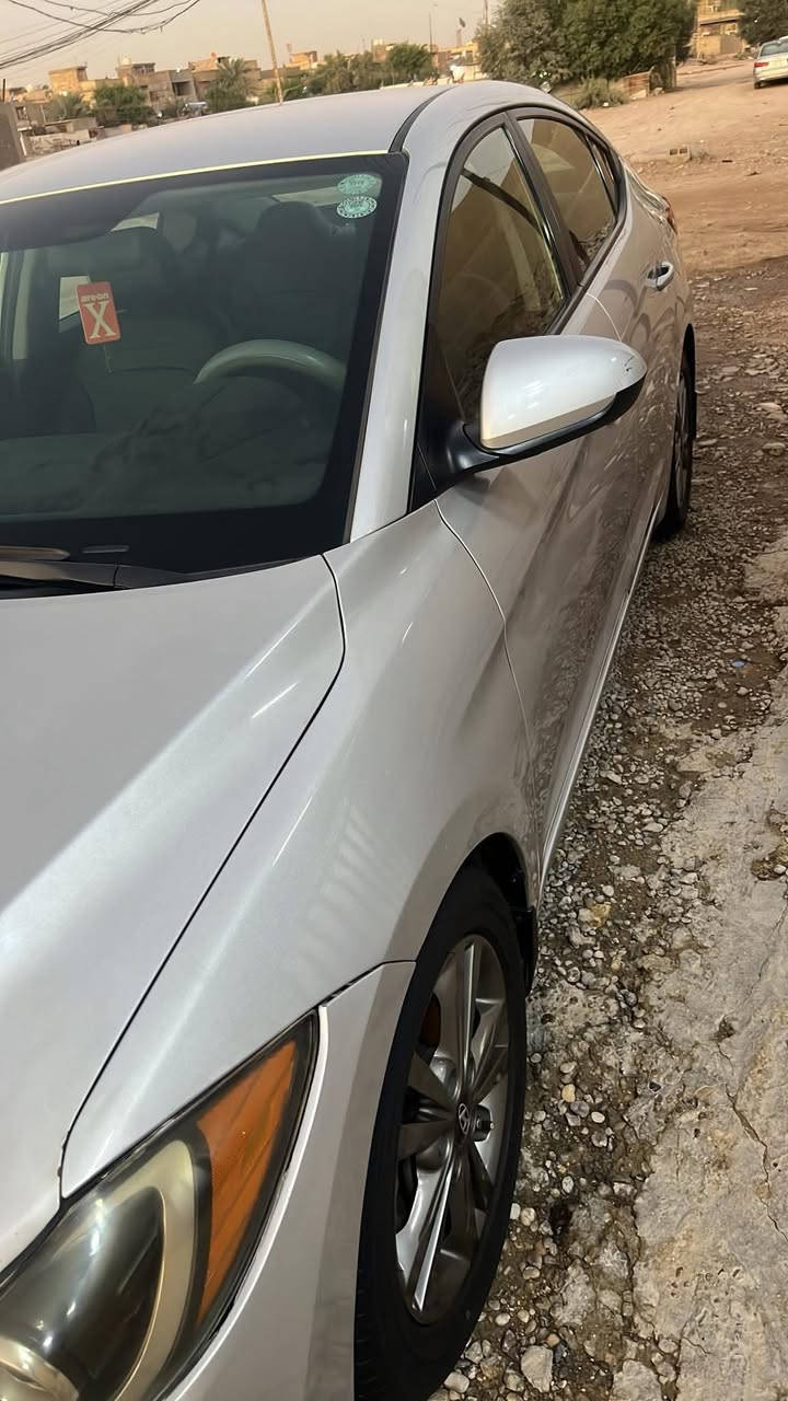 النترا 2018 للبيع سلفر ماشيه 37 الف سياره حلوه ونظيفه مابيها اي تبديل جميع الايربكات سليمه وبااسمنه السعر 138 وبيها مجال . ***********  الشراي يتصل وبي خير ويدلل
