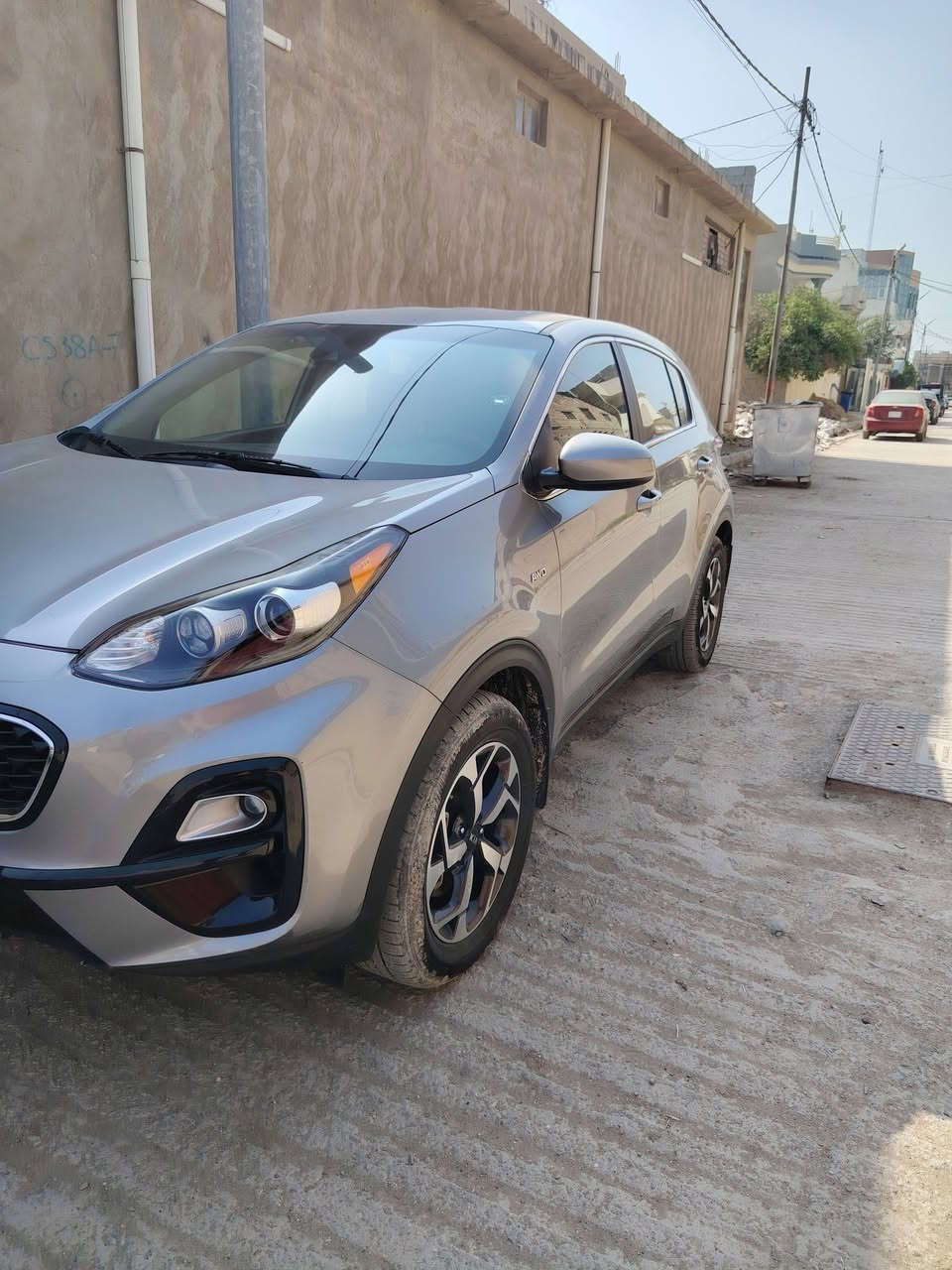 سبورتج 2022 وارد امريكي
كلين بدون حادث مكفوله

مكينه 2400 gdi

فور ويل

داخل لونين مثل الخليجي

كامره خلفيه دوارة

تبريد قطعتين امامي وخلفي

شاشه اعطال

فول تحكم استيرن

كشافات زنون

شاشه كبيره اصليه

نظام دبل دسك

اي بي اس بريك

مثبت سرعة

ثلاث انظمه قيادة

سايد بريك ب الرجل

رقم اربيل ب اسمي

معروضه 188

***********
