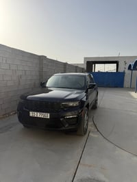 للبيع جيب كراند شيروكي وارد امريكي موديل ٢٠٢٤ ليمتد فول حادث سرقه السي...