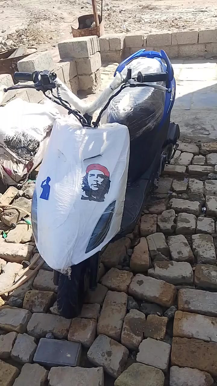 سلام عليكم دراجه للبيع نوعها ادرس 2021 نص حربيه  البك لايت الخلفي شغال دراجه كلش نضيفه  ونشطه مجفته مره وحده ومجفته ب 90 الف احسن تجفيت كلشي مناقصها سعر 200 وبيها مجال حك الجيه


**إذا كنت صاحب هذا الإعلان وتريد حذفه لأي سبب، رجاءا أرسل رسالة إلى الدعم الفني**