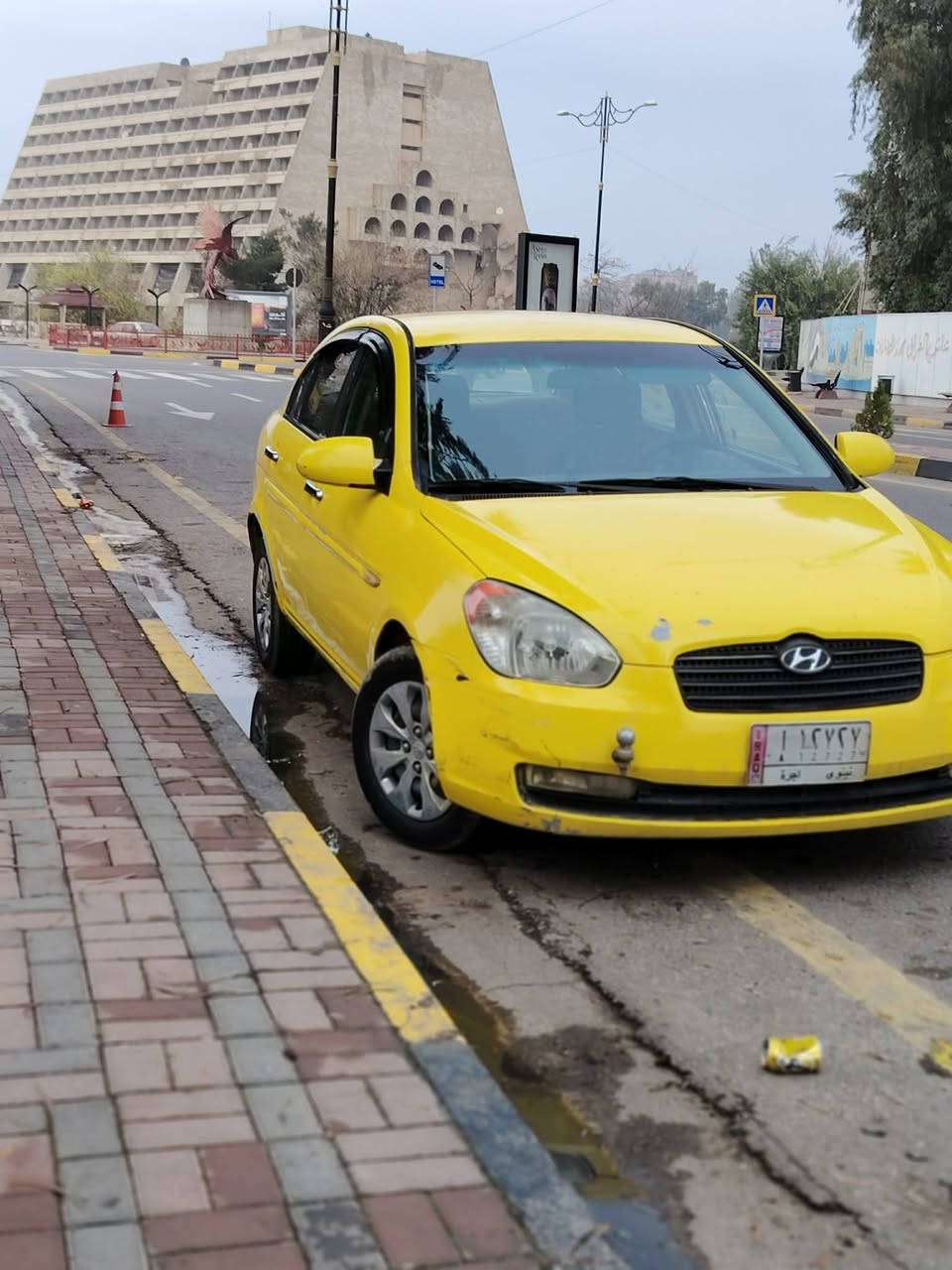 السلام عليكم
اكسن للبيع
وارد كوري،،،،،، بدون ضرر
موديل2009
بيها دفعه خفيفه بقبق الصندوك
محرك يصرف 
كير تواير باتري كلها شرط عده المحرك 
تلكيطات مال تكسي
شاصي +تكم+سكف شرط 
والكشر كدام العين 
السعر 95بيها مجال للطيبين 
الاتصال*********** بي واتساب

‏‪0772 946 2396‬‏
