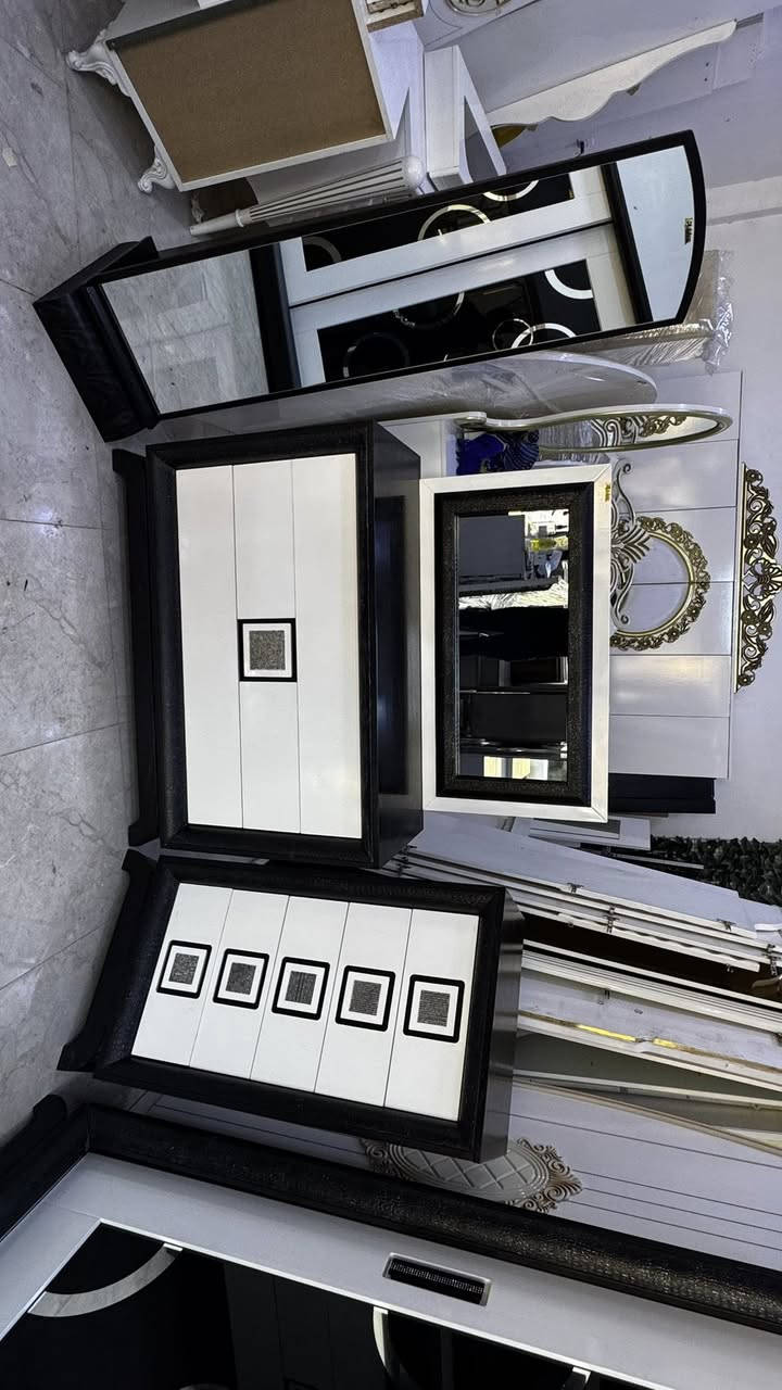 غرفه نوم ماركه اخلاص 7 قطع نطافه اخو الجديد السعر 675 الف. مع شد ونقل ***********
***********
