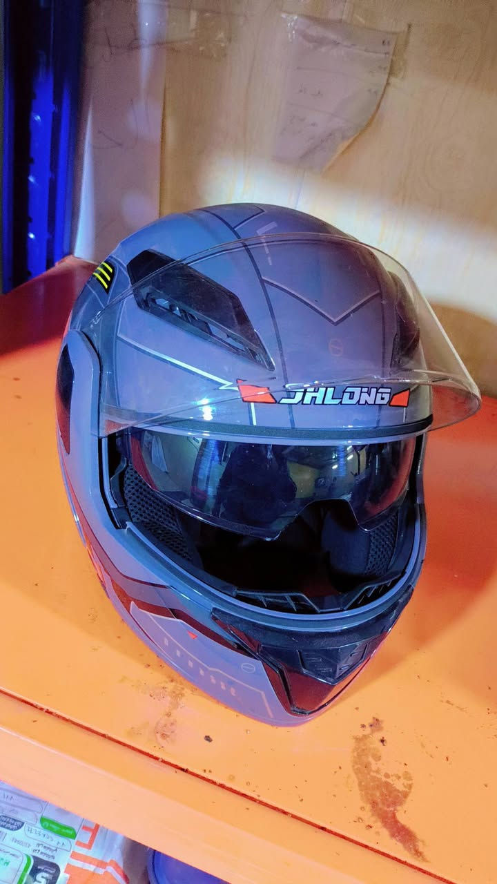 خوذه فج قلاب  مستخدمه شي قليل
#متاح


**إذا كنت صاحب هذا الإعلان وتريد حذفه لأي سبب، رجاءا أرسل رسالة إلى الدعم الفني**