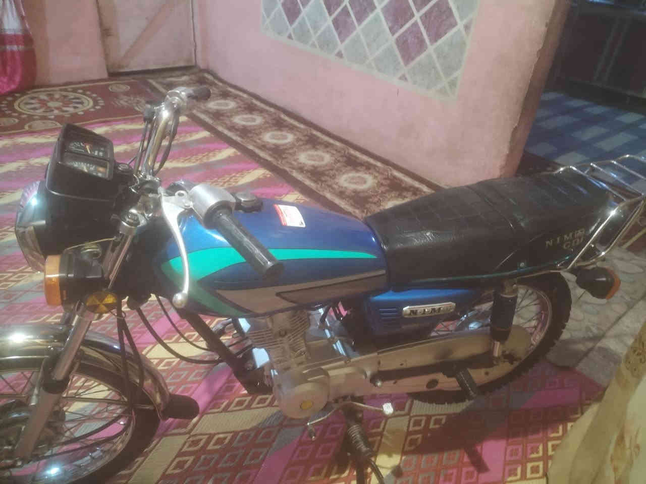 القاسم حي العسكري السعر 650 أوراق الاستفسار ع رقم***********
