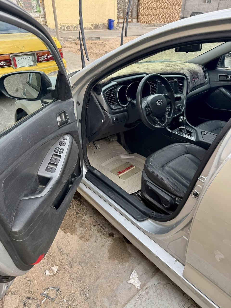 السلام عليكم اخوان سياره اوتيما السياره دخول جديدمتوم وكامله شغل ميه بل ميه سياره خط واحد اصل غاز كص جنطه شغل مضبوط مكينه كير حداده تبريد تخم تايرات حداديه بدي جديد دواخل جدد تدفئه سياره جاهزه عله اخر حبايهوبيها   رقم الهاتف للتواصل شراييتصل وبل خدمه
‏العنوان البصرة***********
