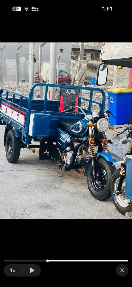 ‏سلام عليكم عندي ستة دائمون اللون أزرق للبيع موديل 2017 دراجة رقم رقم أبيض دراجة حلوة نظيفة و مو شراي لا يكسر حلال العالم ￼أحلى من الصورة العنوان كوت حي الجامعة أي استفسار على هذا الرقم *********** ￼
