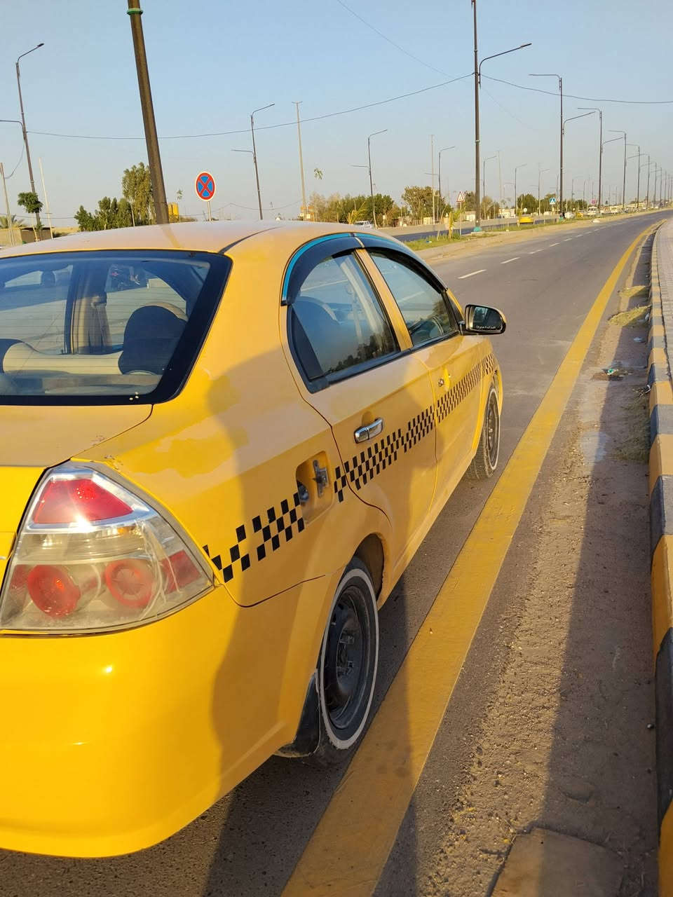 السلام عليكم افيوا مديل2010 مكينه مفتوح كير محرك كفاله كشرتها حلوه حداديه 70 بال100 تخم تاير جديد رقم انجليزي باسمي مكان نجف السعر 48 وبيها مجال ***********
