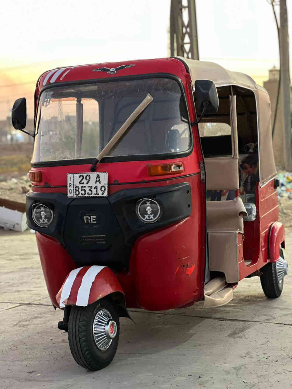 سلام عليكم تكتك. لبيع موديل 18 رقم واسط نكليزي كهربايات كامله مكينه 20 سعر 4800وبيه مجال حك الجيه *********** واتساب
