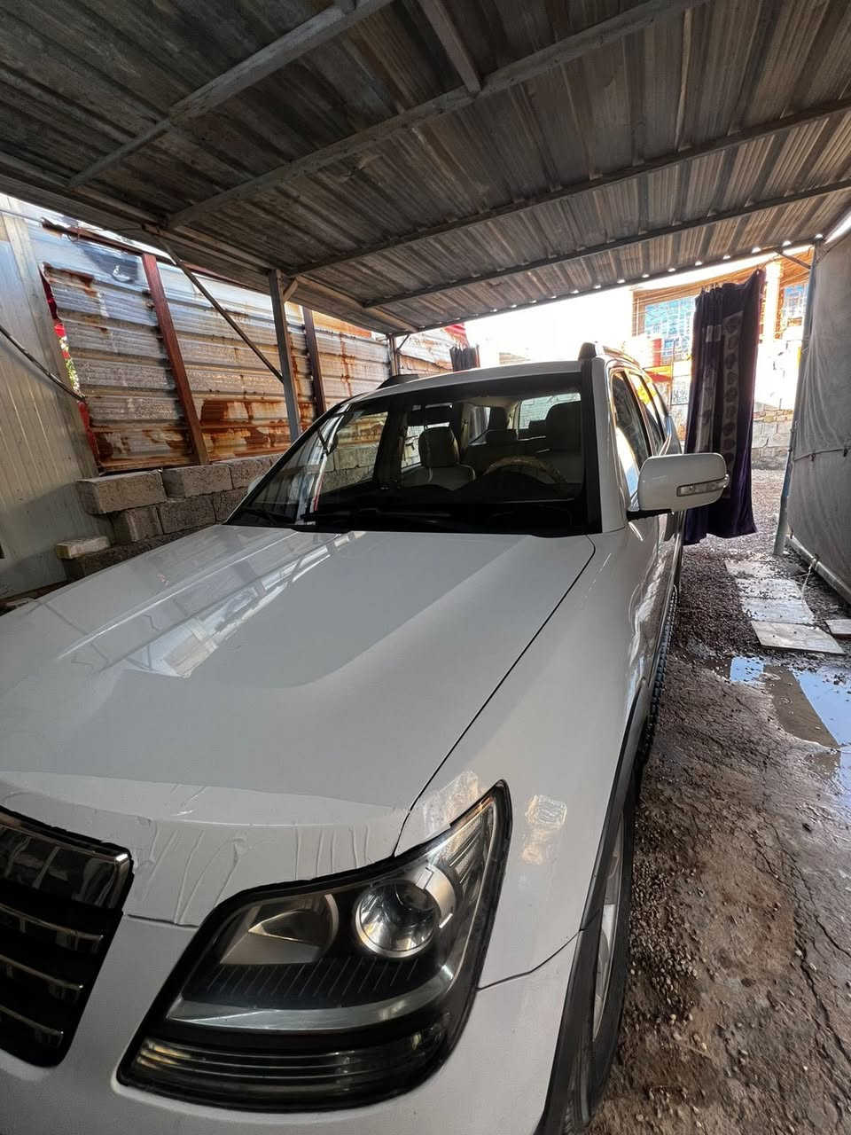 سلام عليكم شباب مهافي ٢٠١٣ مكينه ٦سلندر فول موصفات تخم تاير صدر مامي خلفي بيه بارد قليل ولباقي مكفول من الصبغ وضربه وأفتح سياره جديده معنه الكلام سعر ١٦٠ وبيه مجال ***********
