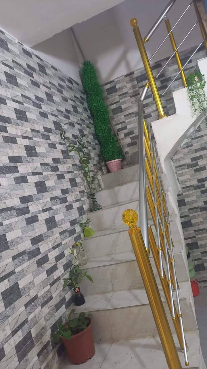 السلام عليكم بيت٥٠ متر طابقين حي الامام علي قرب أسواق برتقالة للبيع او مراوس مراوس  بقطعه على طريق بغداد للتفاصيل اكثر الأتصال بالرقم ***********

