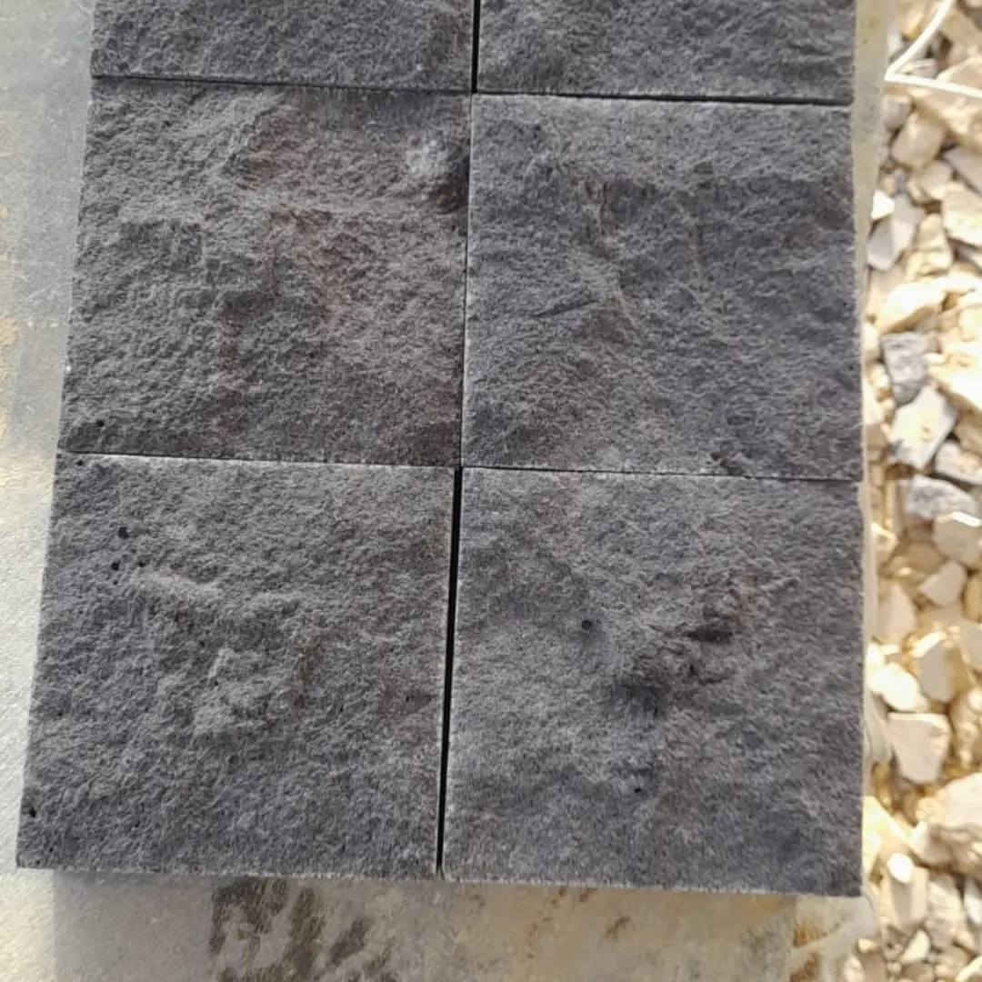 حجر البازلت الاسود الطبيعي 
شحن وتصدير الى جميع الدول العربية
#حجر #شحن #توصيل


**إذا كنت صاحب هذا الإعلان وتريد حذفه لأي سبب، رجاءا أرسل رسالة إلى الدعم الفني**