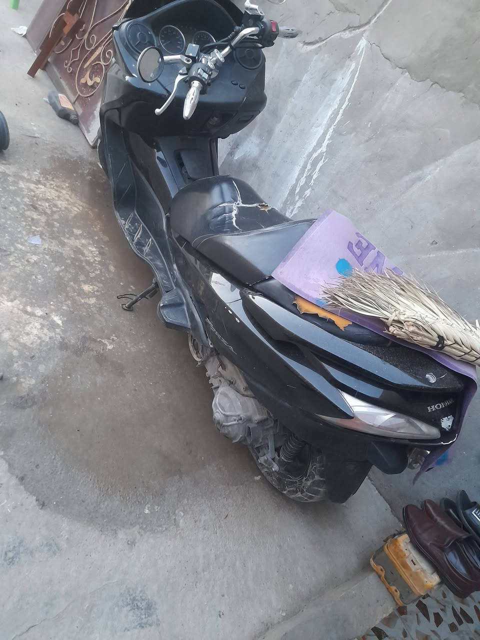 السلام عليكم اخوان هاي فورزه صفر عشره دراجه كامله نقص تريشه وستان
دراجه صالنصه رياضي مكاني بغداد ***********
