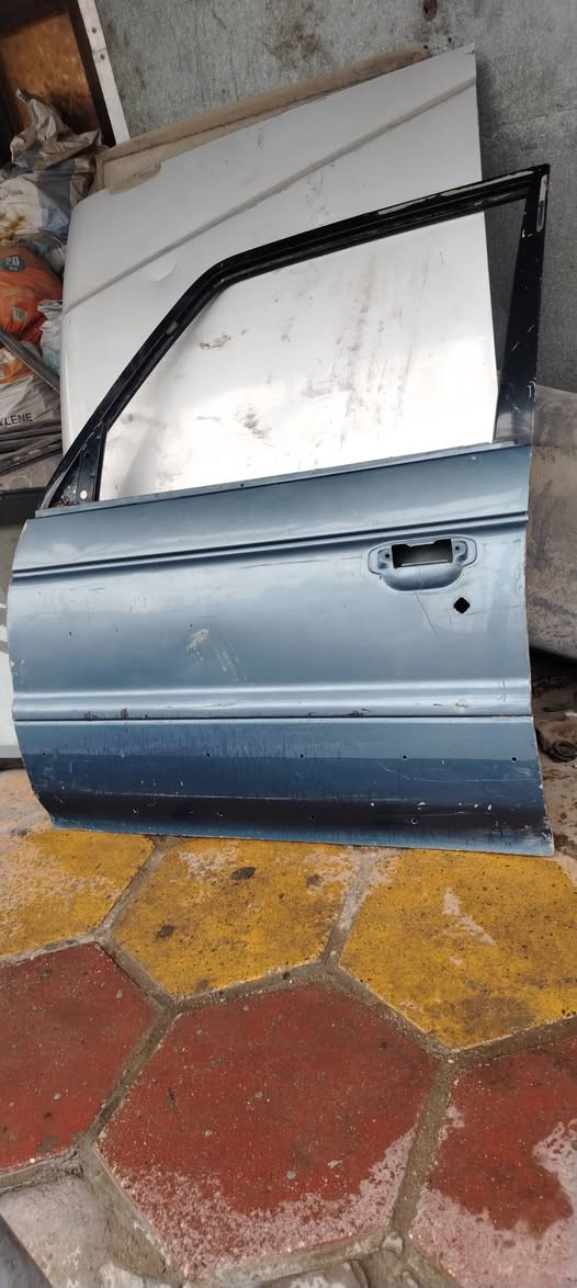 غراض باجيرو لبيع حاويه بغداد مدينة الصدر اورفلي *********** وتساب موجود خدمة توصيل موده
