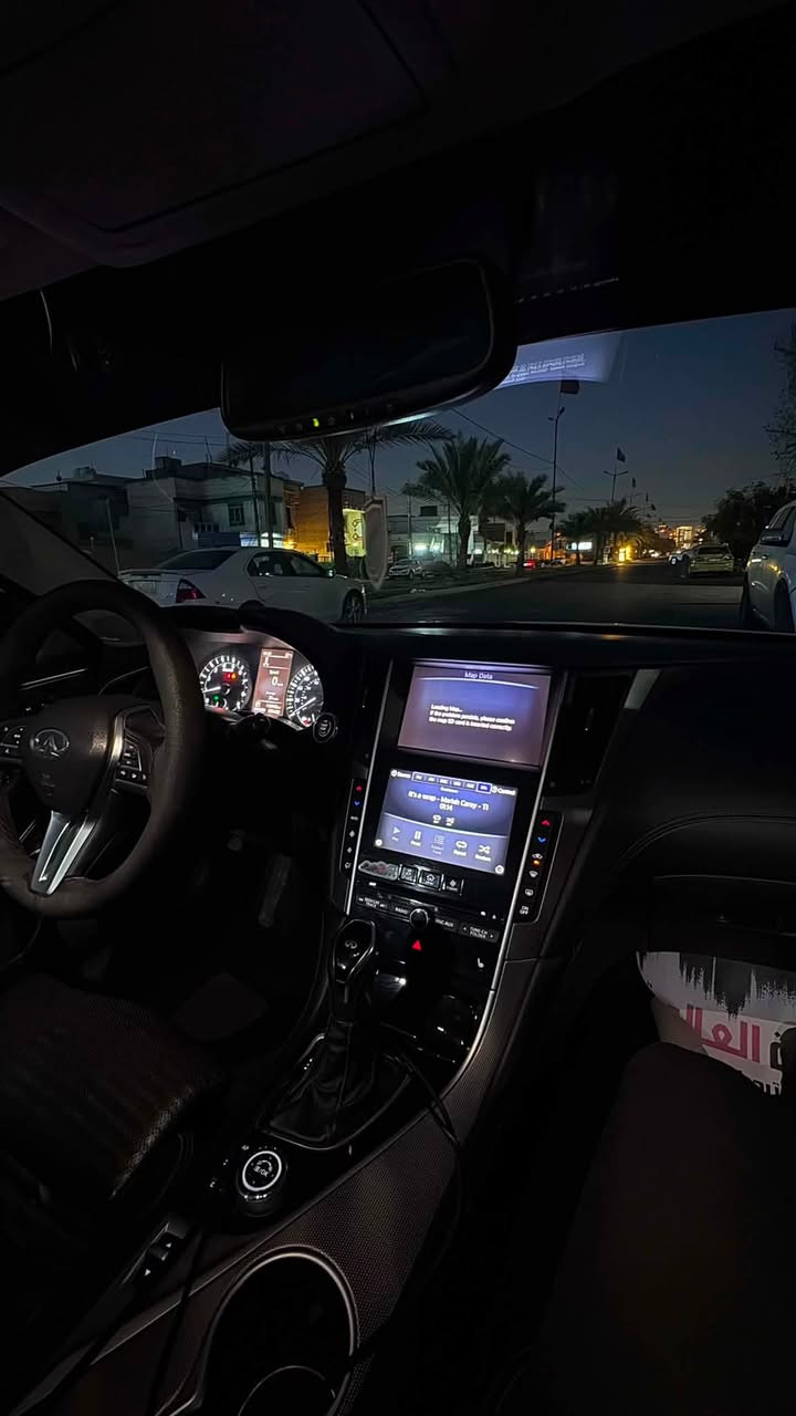للبيع انفنتي q50s موديل 2018 السيارة فول مواصافات للاخير حساسات امامي خلفي رادار امامي جانبي مانع تصادم كامرات 360 درجة 5 وضعيات قيادة كشنات جلد كهرباء كشن 3 وضعيات خزن ميموري ستيرن كهرباء السيارة موصفات ريد سبورت محرك 3.0 تون توربو السيارة قوية كلش كير محرك مكفولات توربو كلة مكفول حدادية نص عمر حادثها جاملغ امامي ايمن فقط سونارها منشور او يرادلها صبغ الدعامية الامامية بدلتها جديد او مصبغتها الدعامية القديمة موجودة السيارة ماشية 88 الف ميل السعر 160 عنواني بغداد الدورة هاتف ***********
