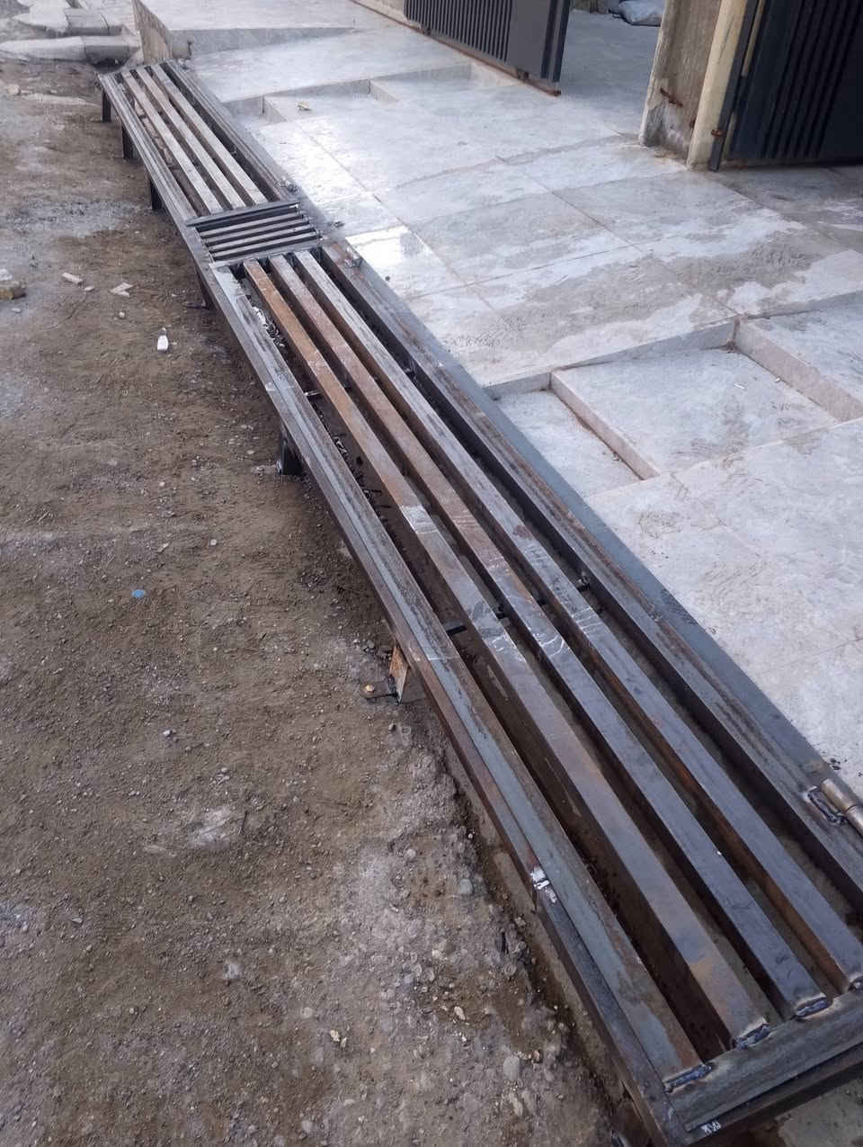 تم عمل رمبه 6متر حسب الطلب مرتفعة قليل لأن الباقي يريد ايصبها الحديد فول يتحمل كافة الأوزان وجهزين للعمل في أي مكان في كركوك لتواصل ***********
