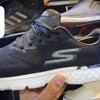 احذية باله اصليات سعر 15 الف مكاني بغداد شارع حيفا  نزله ملعب نادي مقا...