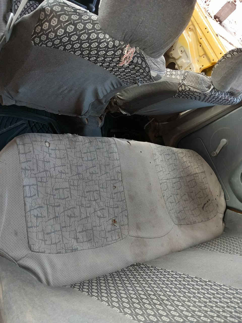 سايبا ١١ رقم صدامي احمر ابيع كوم حديد السعر مليون 
وبيه مجال المكان العمارة الهاتف ***********
