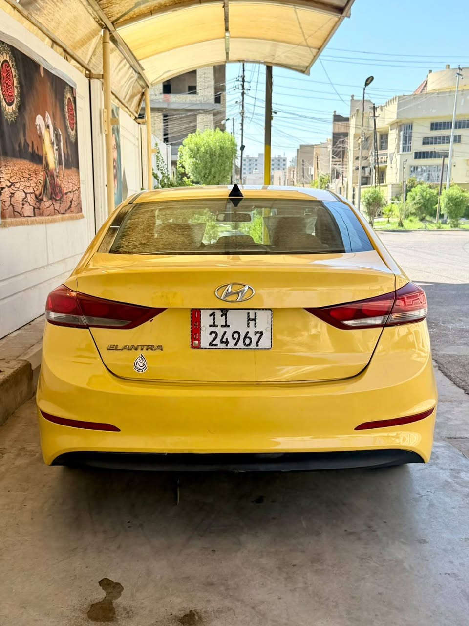 السبام عليكم
النترا ٢٠١٨ وارد امريكي 
رقم بغداد الانكليزي بأسمي تحويل ثاني 
حادثها طخه بالجاملغ وقبق الجنطه 
بدون ايرباك صور الحادث مرفقه بالمنشور 
فول تحكم ستيرن كشنات تبريد 
شاشه وكامره بلادي اصلي محرك ٢٠٠٠ دوش 
كير مكينه مامفتوحات حداديه تخم تاير تبريد
خير من الله سياره جديده جداً 
السعر ١٠٥ وبي مجال بسيط 
المكان بغداد 
رقم الهاتف ‭***********
((غير متواجد ع فيس))
