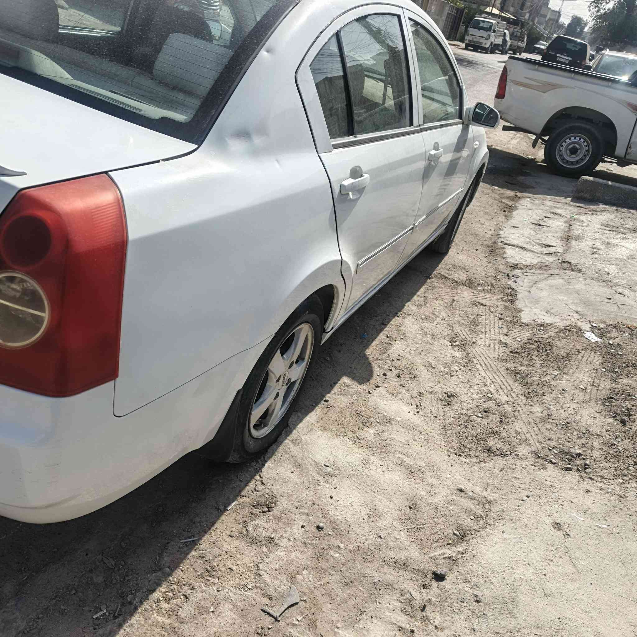 شيري،اي فايف ٢٠١٢ بغداد باسمي مكينه وكير وتبريد  مكفوله بدون ظربه بدون صبغ دواخل شركه وشاشه سياره بلادي ما محوره ودوشمه وكاعيه مغلفه وداخله هزه ومجدده  ٢٠٣٠ماشيه ١٠٨ السعر ٥٢ ورقه مكاني بغداد الطالبيه خلف مطعم الصادق ***********
