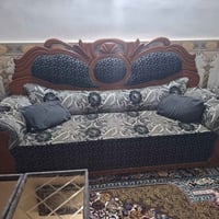 كنبه • مستعمل • نضيفه ٩٠٪