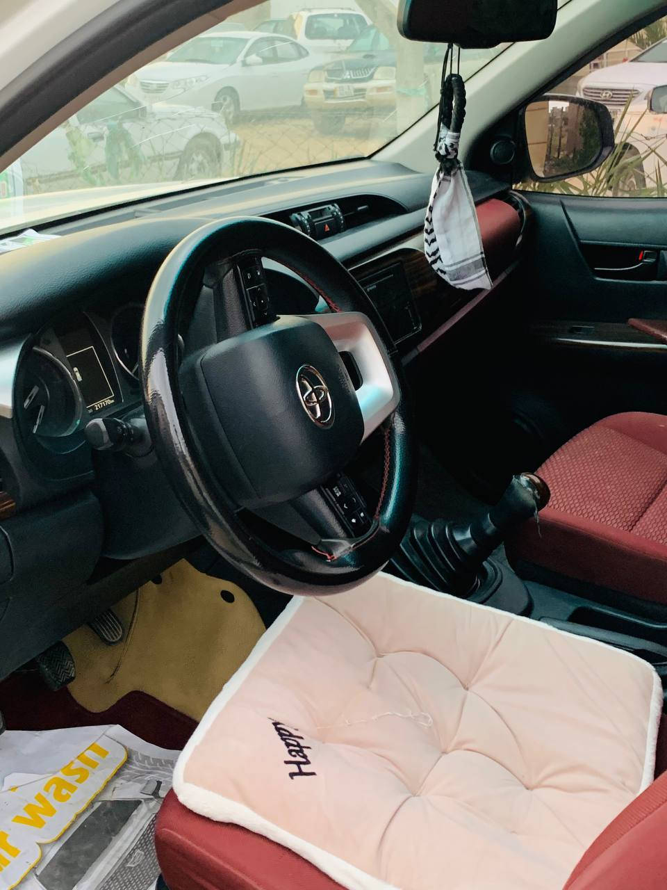 سلام عليكم 
بيكم هايلوكس 2021 سونار مرفق مع لمنشور  جاملغ الامامي الايمن مبدل  لسعر 215 الاتصال  ***********
