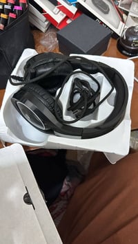 سماعات • توصيل لجميع المحافظات • تواصل خاص