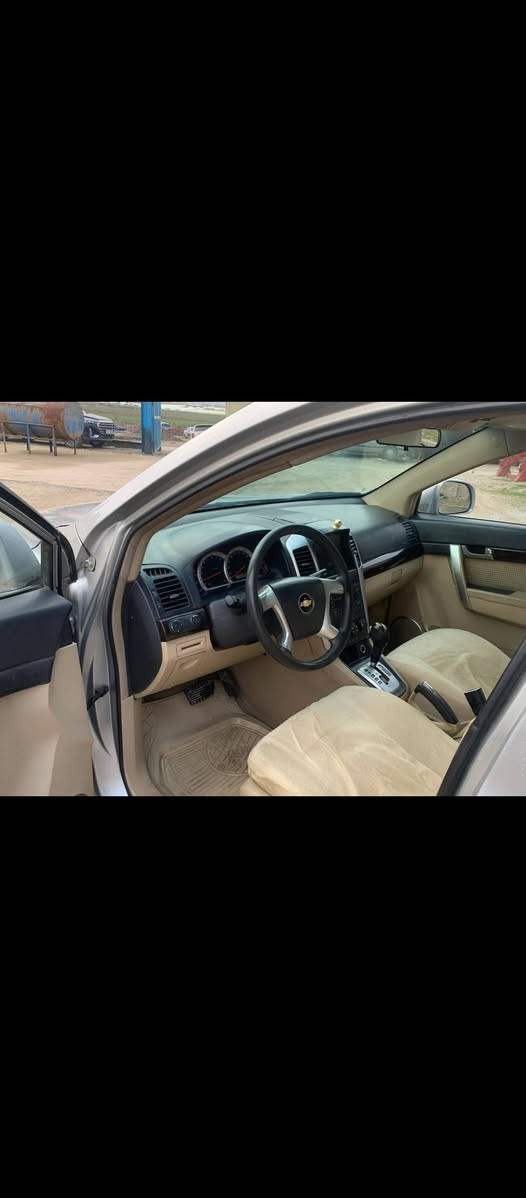 ***********.......شۆفلیت کاتیڤا مۆدیل ۲۰۰۹ . ٦ بستۆنی مە رخوب فول ماسە فات  سڵایت دە بڵ اکسل کوشن هیتە ر . سە نە وی تازە یە . بۆیاخی نییە  گیڕو مە کینە و توندو تۆڵی بە شە رتی فیتە ر .سعری ۷۲ گە ڵا السليمانية, العراق
