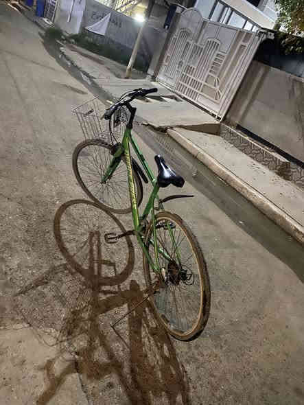 باسكل ياباني السعر 125 وبي مجال الباسكل ما مستخدم غير سبوع الموقع بغداد الشعب حي البساتين للتواصل على الرقم ***********
