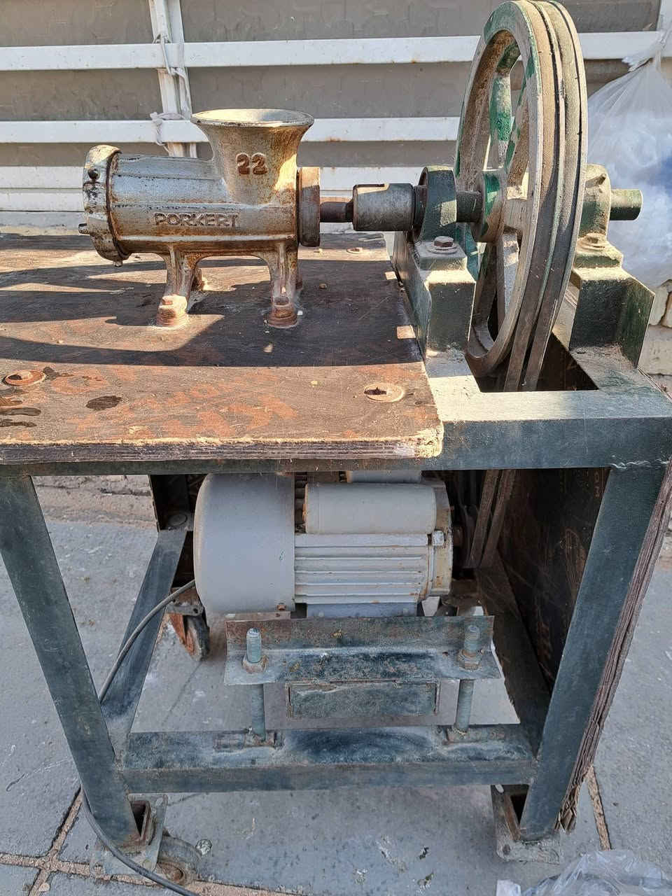 السلام عليكم مثرامة حجم ٢٢ العنوان بغداد الغزالية


**إذا كنت صاحب هذا الإعلان وتريد حذفه لأي سبب، رجاءا أرسل رسالة إلى الدعم الفني**