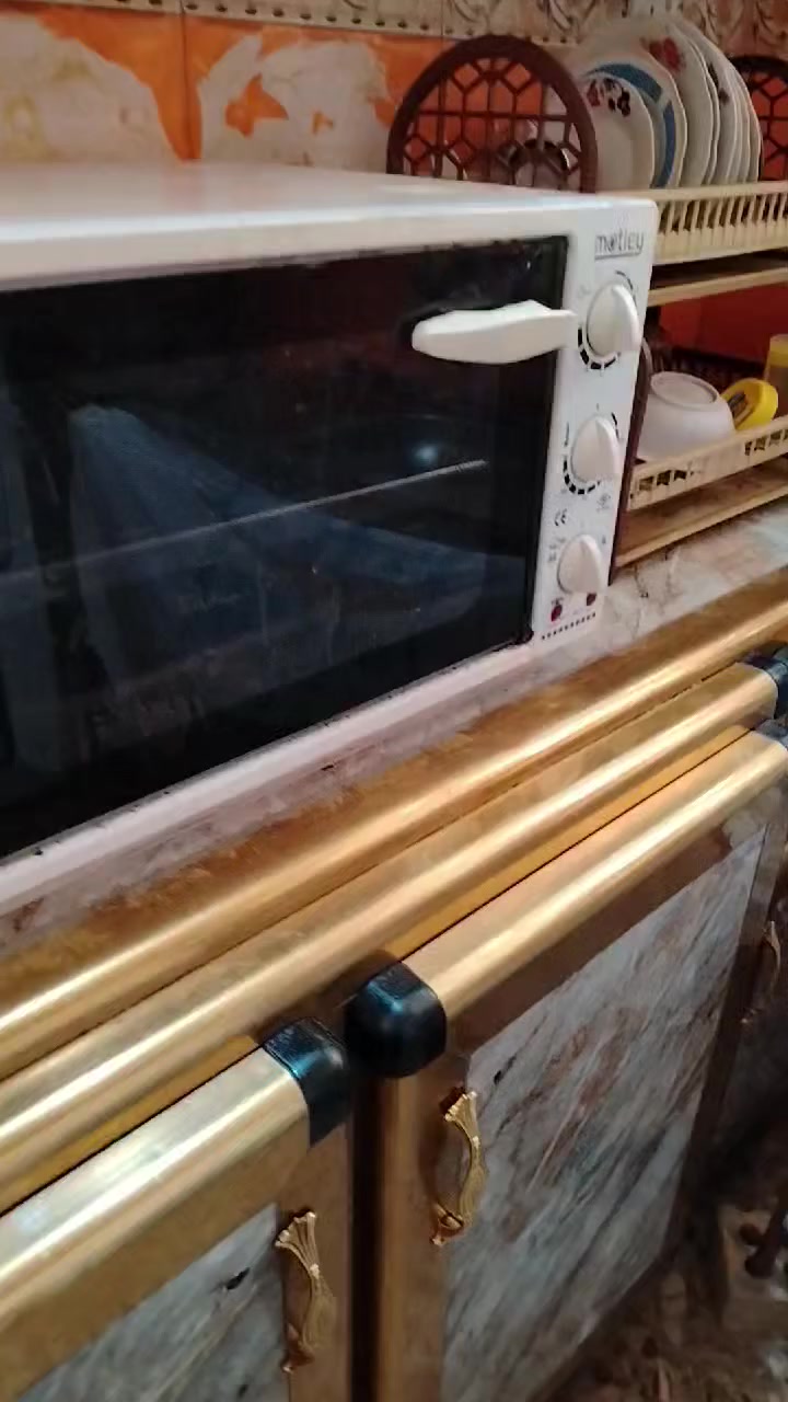 غراض للبيع
الاوفن باب اول نص ساعه يستوي الاكل السعر 55

 طخم زان خشب ثقيل سبع مقاعد 200 خشب صاج وبي مجال

كنتور ب70 وبي مجال

الكاونتر مترين المنيوم ثقيل السعر 200 نهايته 175 

الجربايه وملحقاتها نقص بس كنتور خشب زان ثقيل عراقي ب300 وبيها مجال

استفسار أكثر خاص 💕 💙


**إذا كنت صاحب هذا الإعلان وتريد حذفه لأي سبب، رجاءا أرسل رسالة إلى الدعم الفني**